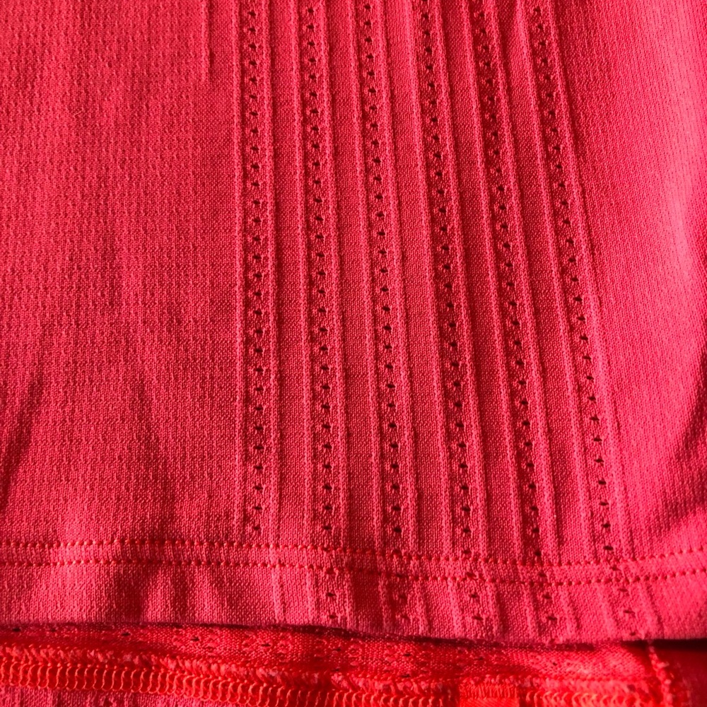 lululemon athletica Tank Pink Salmon Sleeveless Top - Picture 6 of 7